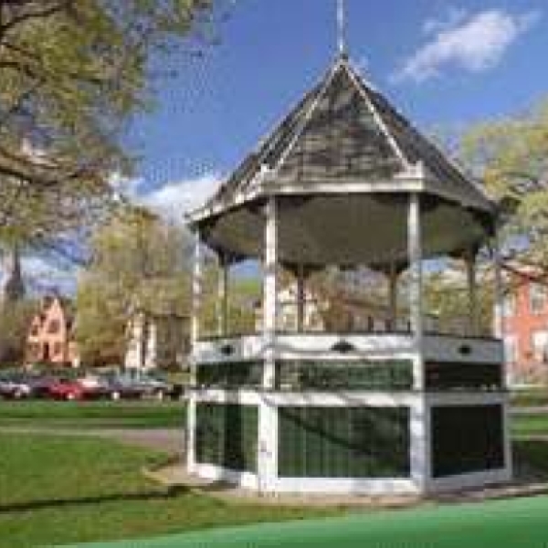 A Solo Female Traveller’s Guide to New England - by Discover New England 